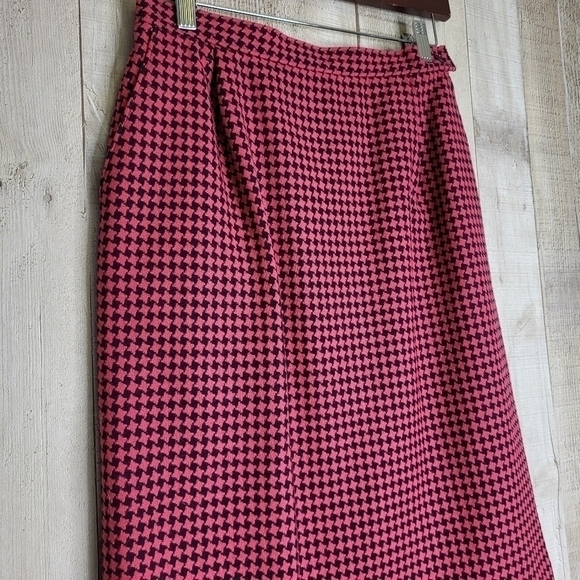 𝅺pendleton Wool Blend Pink Skirt with pockets. Size 10 - Picture 2 of 10
